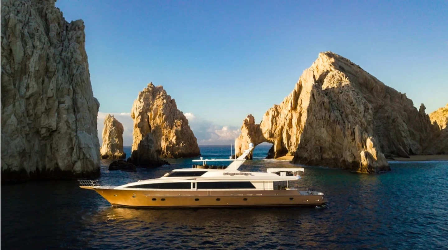 Rent Northern Dream – Sovereign Yachts 130 in Cabo San Lucas | BoatRentalsLosCabos